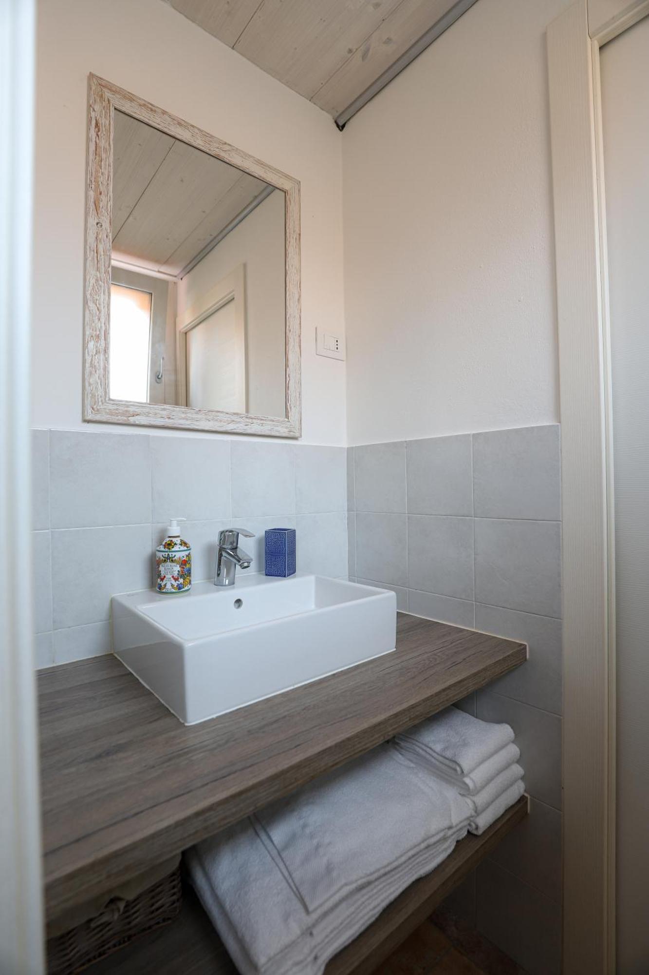 Le Querce Apartments Ronchi  Buitenkant foto